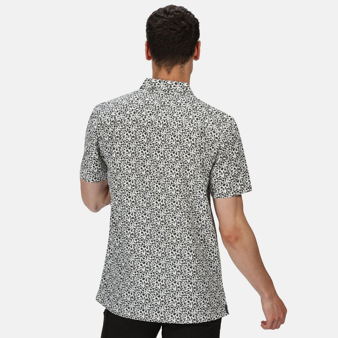 White-Ash-Floral - Lifestyle - Regatta Mens Mindano V Short Sleeved Checked Shirt