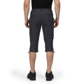 India Grey - Lifestyle - Regatta Mens Highton Capri Trousers