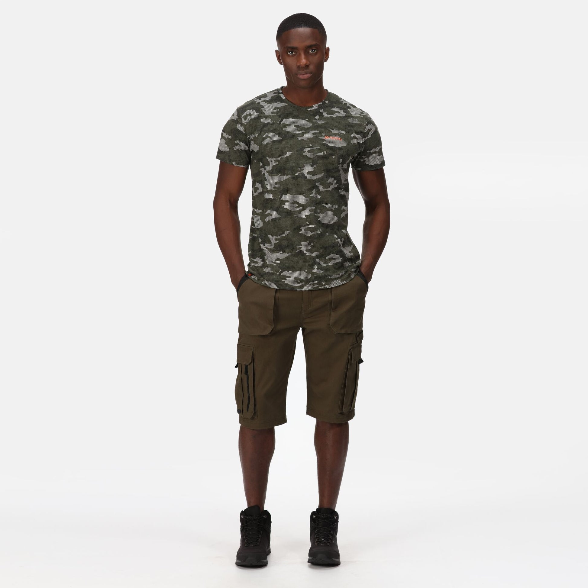 Khaki - Back - Regatta Professional Mens Cargo Shorts