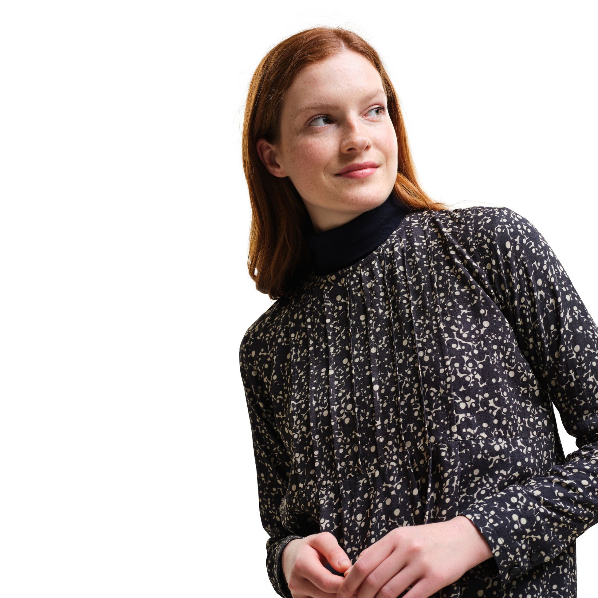 Berry - Side - Regatta Womens-Ladies Orla All-Over Print Lightweight Blouse