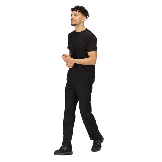 Black - Lifestyle - Regatta Professional Mens Cotton Soft Touch T-Shirt