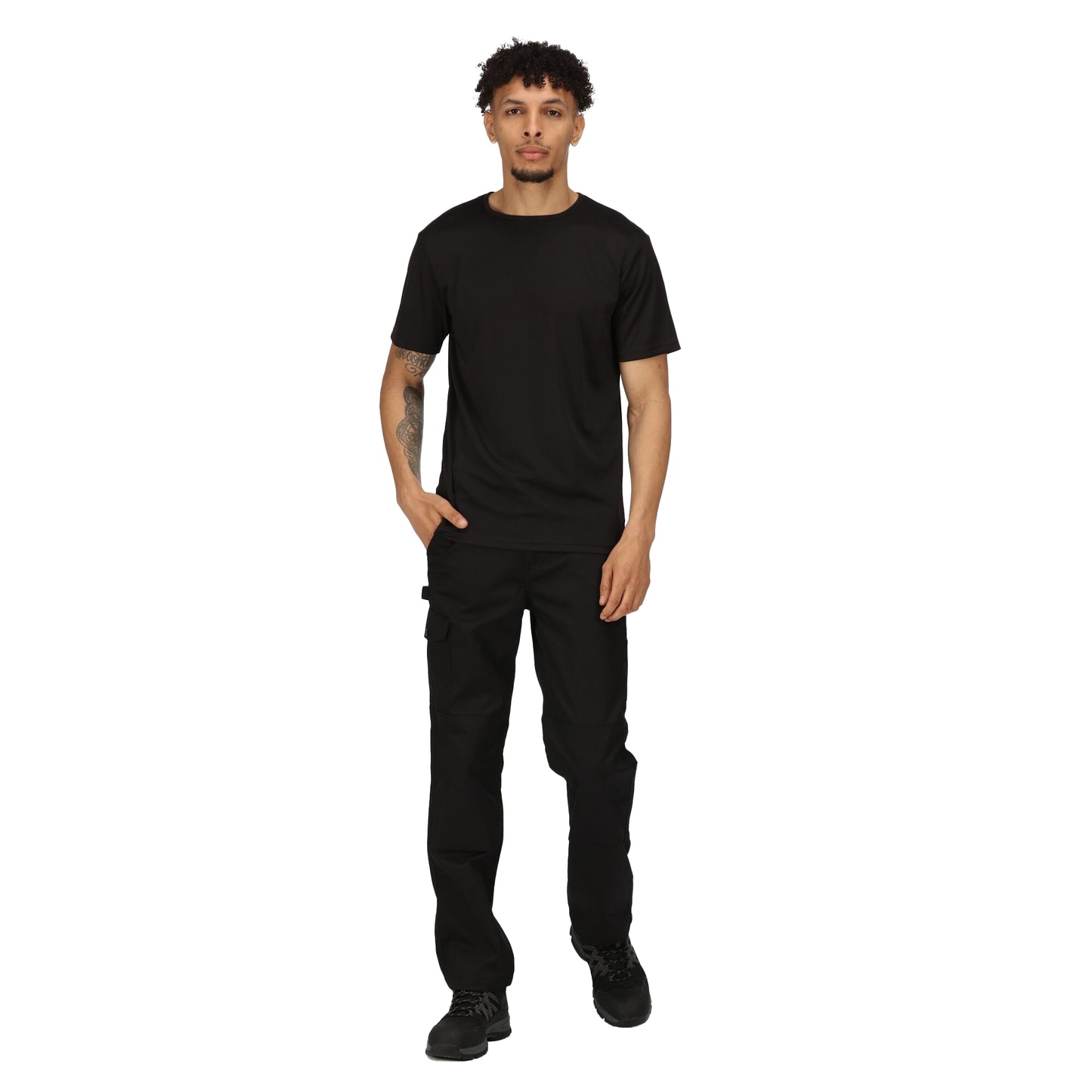 Black - Lifestyle - Regatta Professional Mens Reflective Moisture Wicking T-Shirt