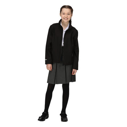 Black - Lifestyle - Regatta Professional Childrens-Kids 2 Layer Soft Shell Jacket