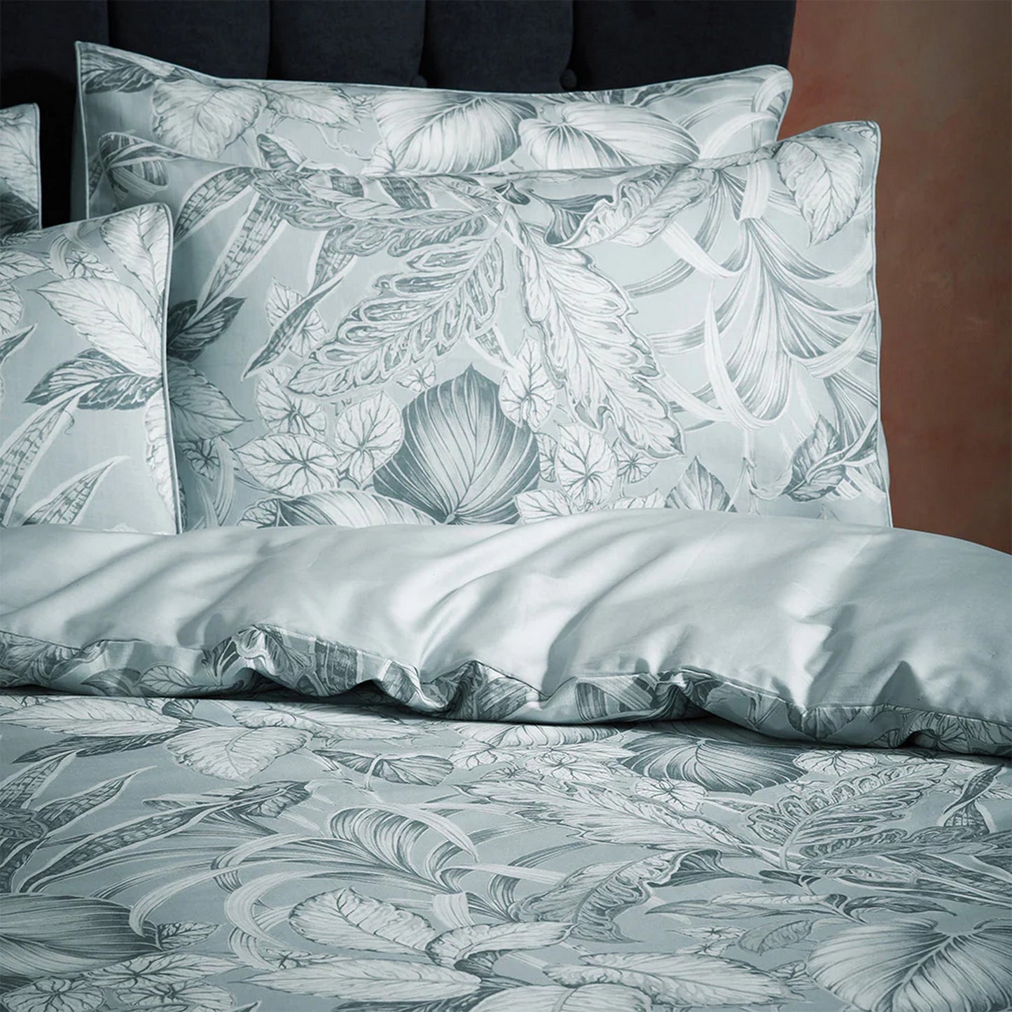Cirrus Blue - Back - EW By Edinburgh Weavers Tivoli Contrast Piping Tropical Duvet Cover Set