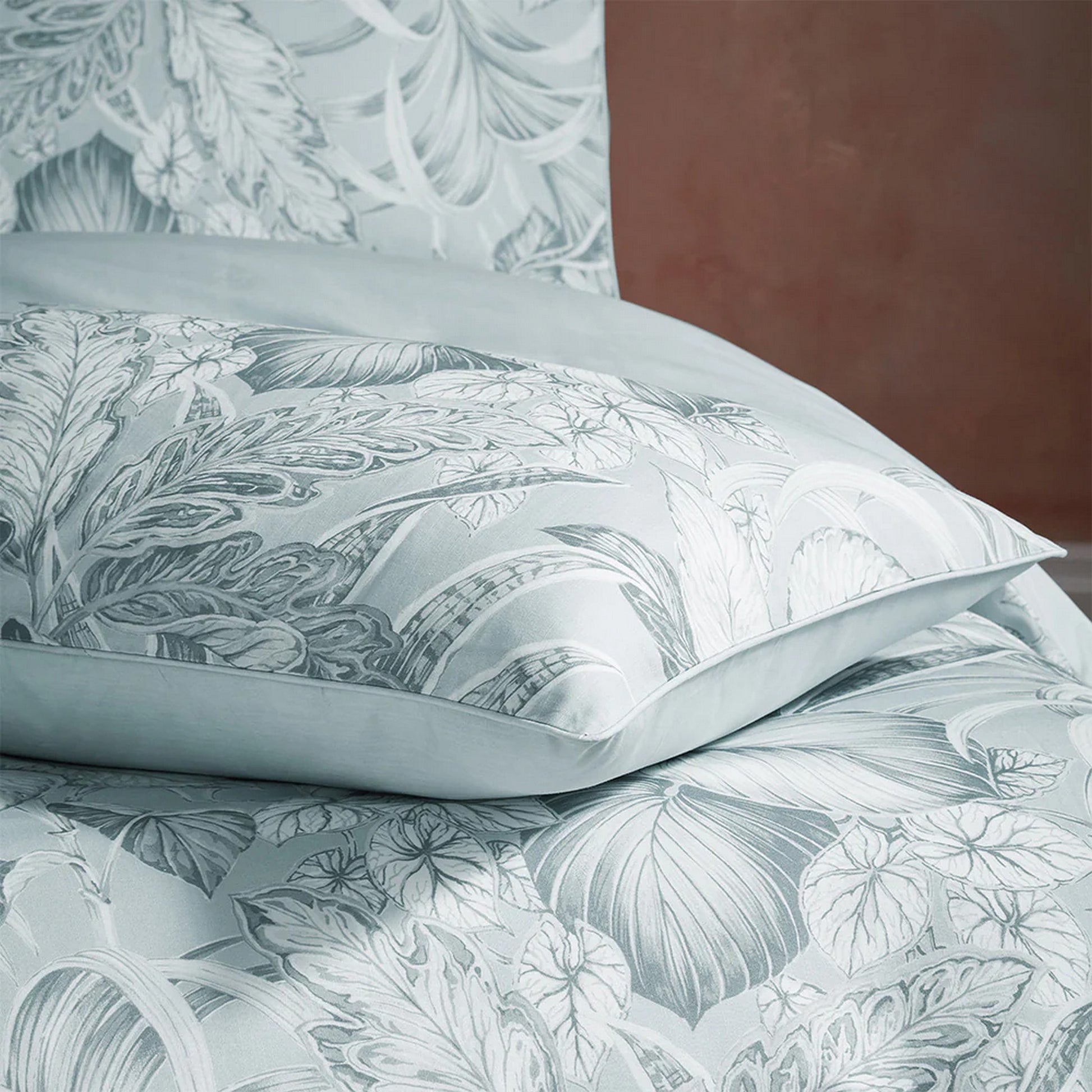 Cirrus Blue - Lifestyle - EW By Edinburgh Weavers Tivoli Contrast Piping Tropical Duvet Cover Set