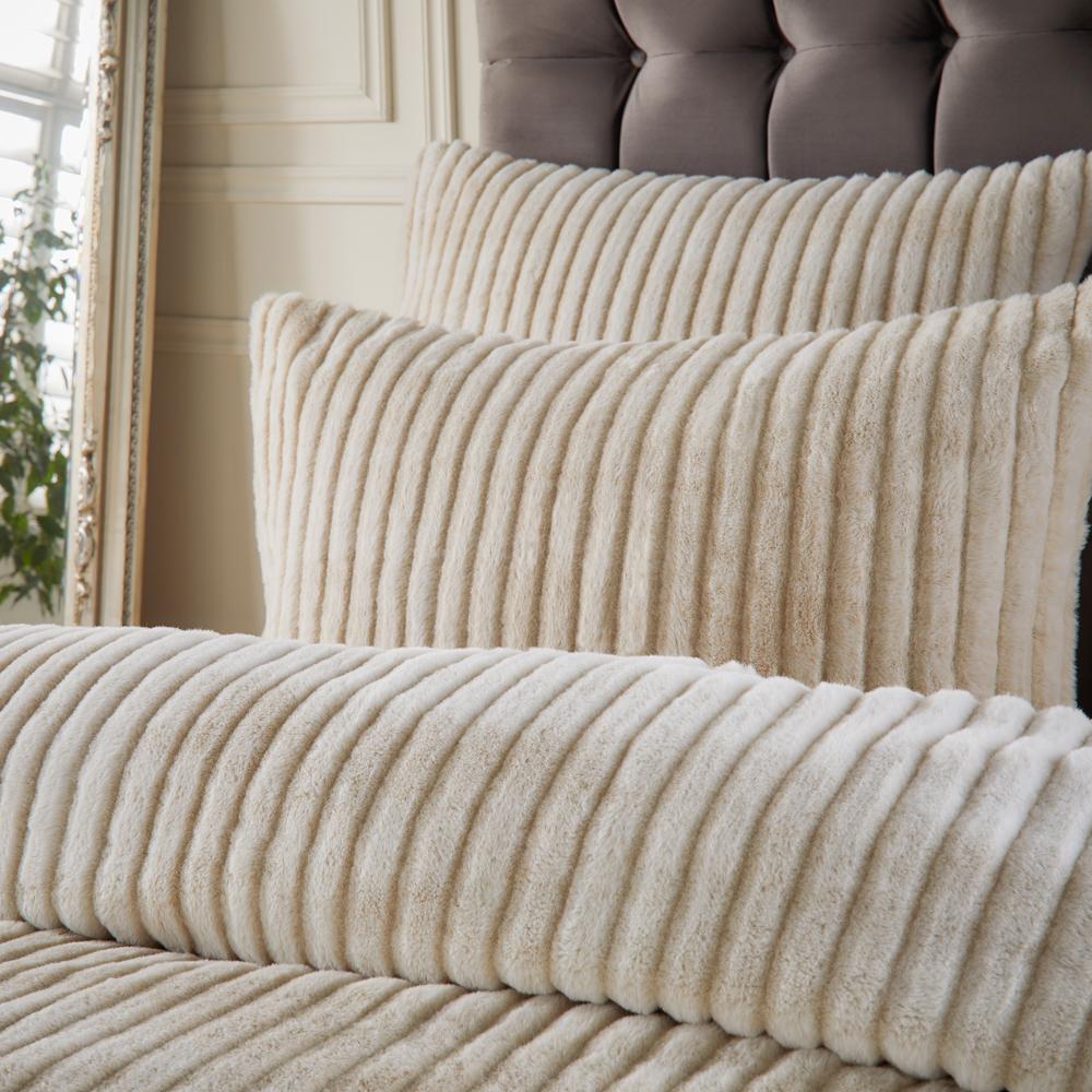 Champagne - Close up - Paoletti Alpine Reversible Faux Fur Striped Duvet Cover Set