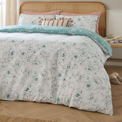 Blue - Close up - Wylder Bella Reversible Floral Duvet Cover Set