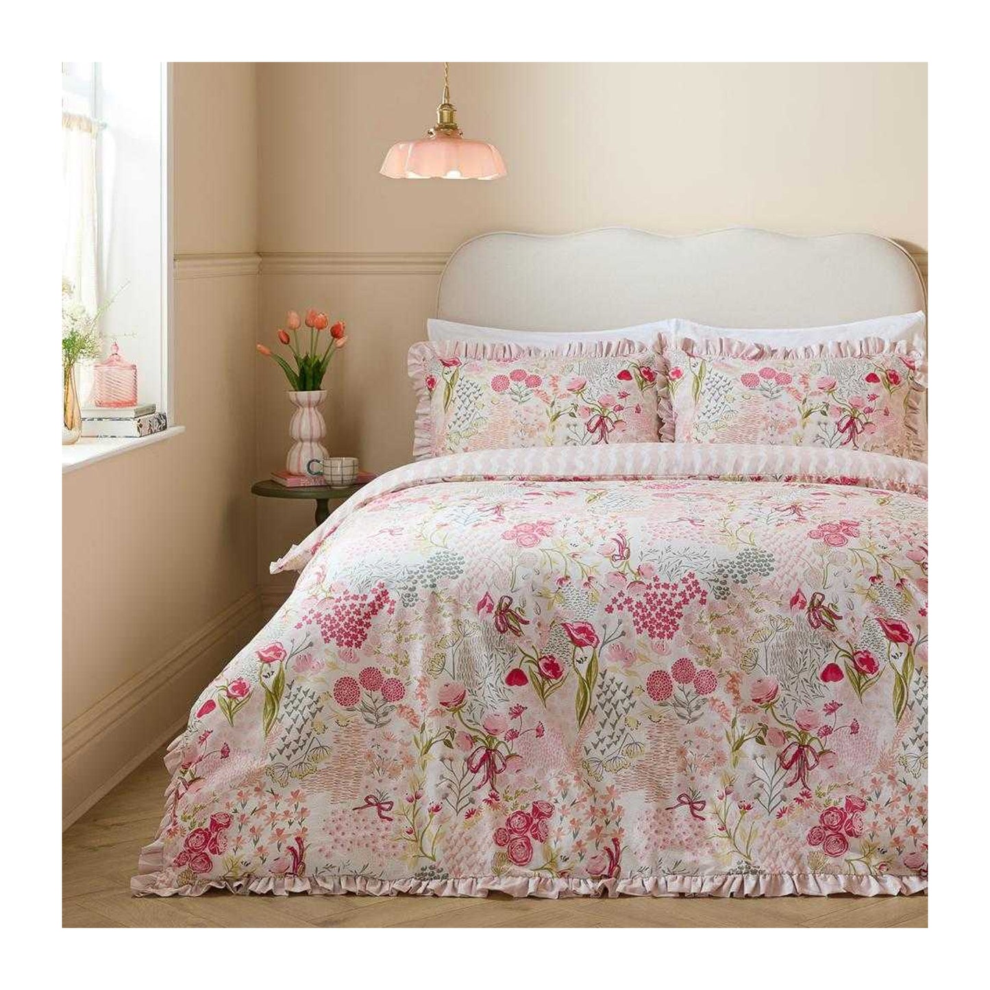 Pink - Front - Furn Gardenia Reversible Ruffled Duvet Cover Set