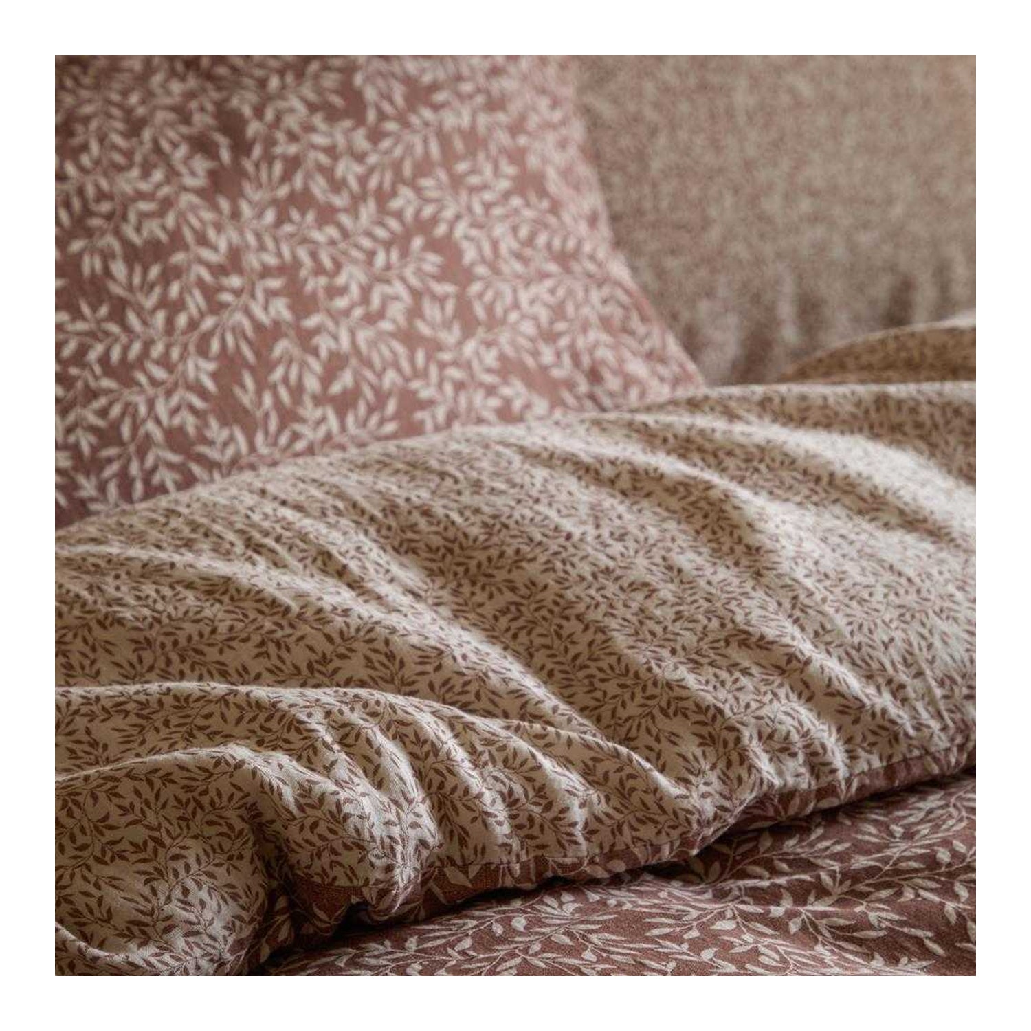 Cinnamon - Back - Yard Perrie Leaf Muslin Reversible Cotton Duvet Cover Set