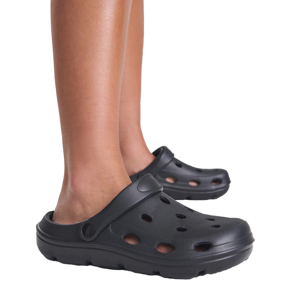 Jet Black - Pack Shot - Awdis Unisex Adult Aeroready Clogs