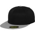 Black-Grey - Front - Flexfit By Yupoong Premium 210 Fitted Two Tone Baseball Cap