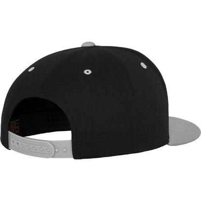 Black-Silver - Pack Shot - Flexfit by Yupoong Unisex Classic 5 Panel Two Tone Snapback Cap