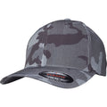 Dark Camo - Front - Flexfit by Yupoong Unisex Adults Camo Stripe Cap