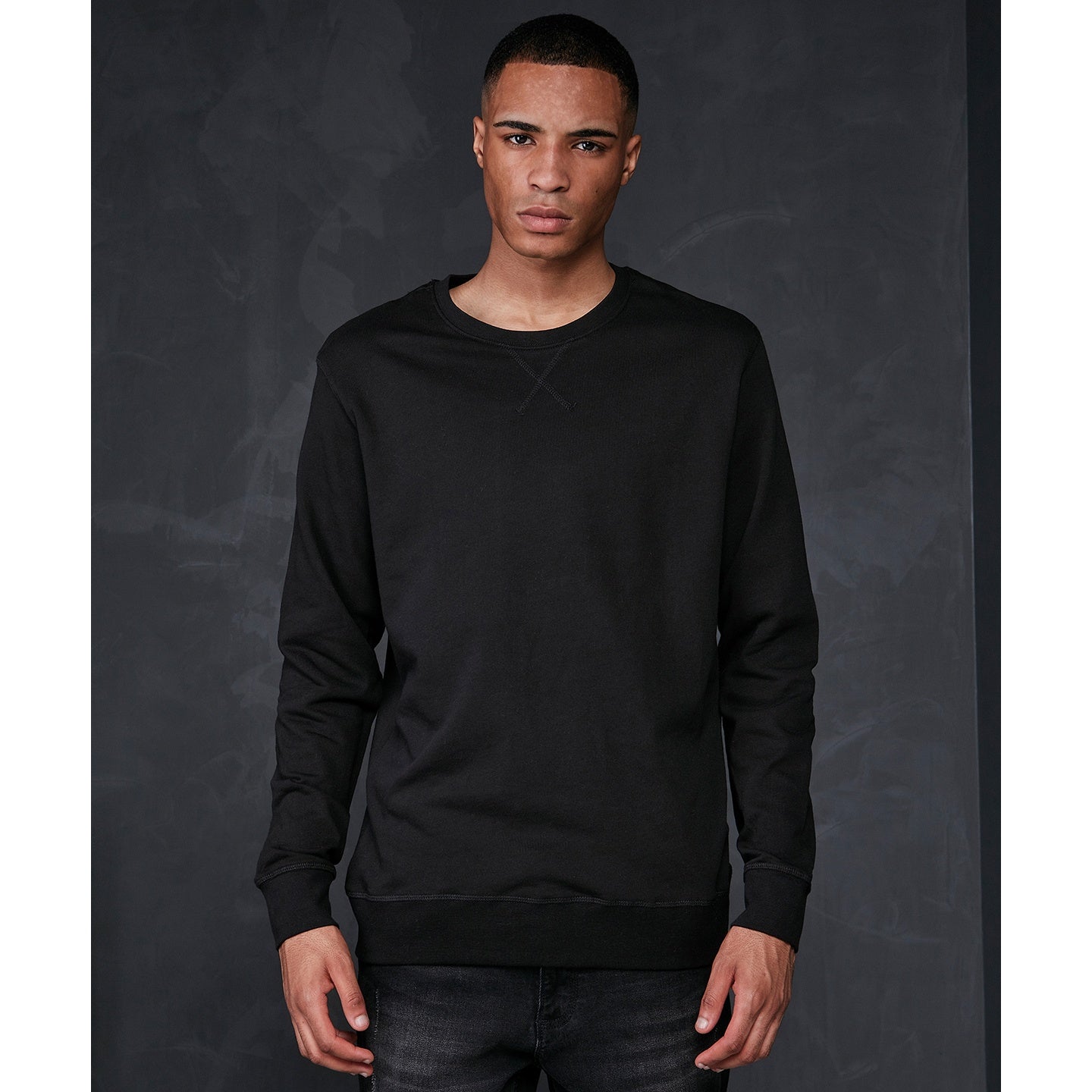 Black - Back - Build Your Brand Mens Basic Crew Neck Sweatshirt