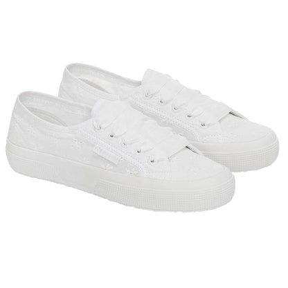 Total White - Front - Superga Womens-Ladies 2750 Sangallo Flower Trainers