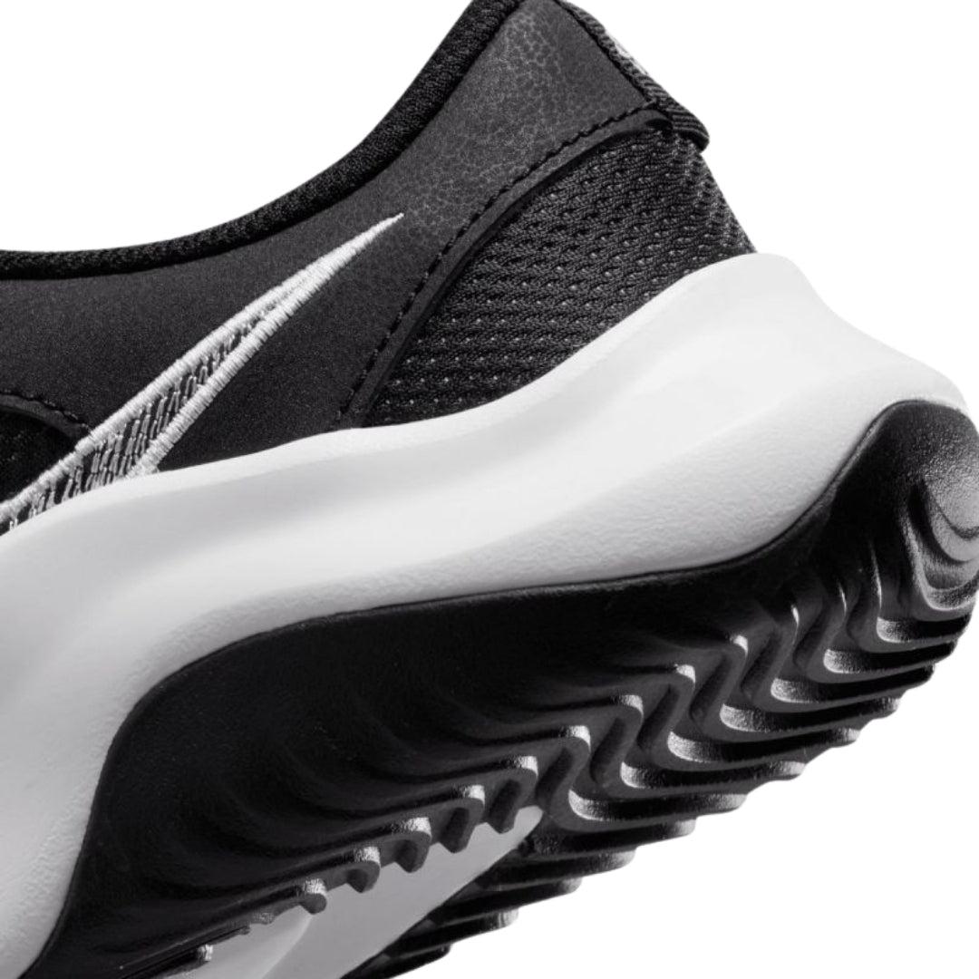 Black - Back - Nike Unisex Adult Legend Essential 3 Next Nature Trainers