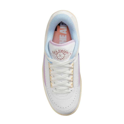 White-Cream - Pack Shot - Nike Womens-Ladies Air Jordan 2 Retro Leather Low Trainers