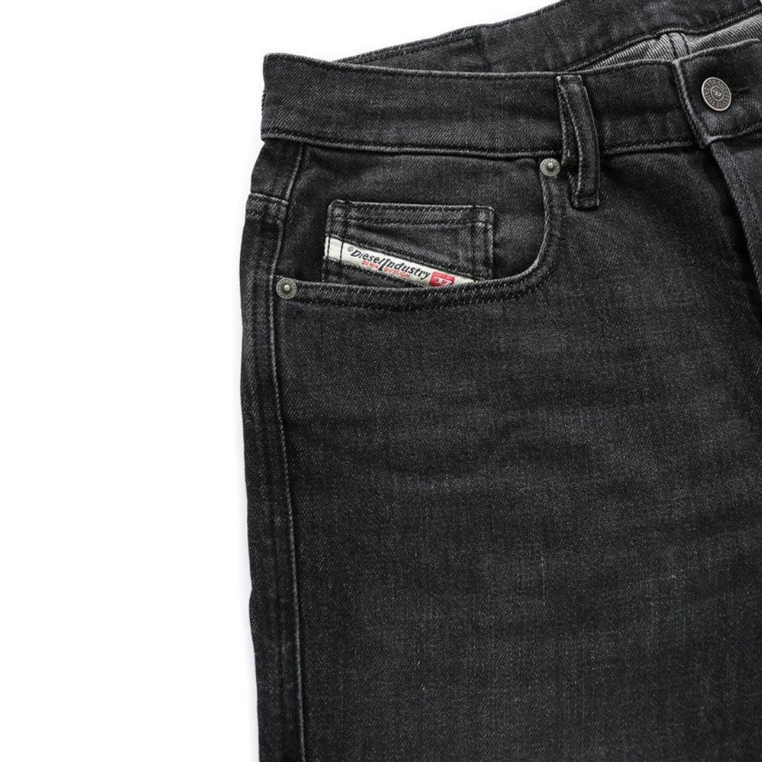 Grey - Close up - Diesel Mens D-Viker Jeans