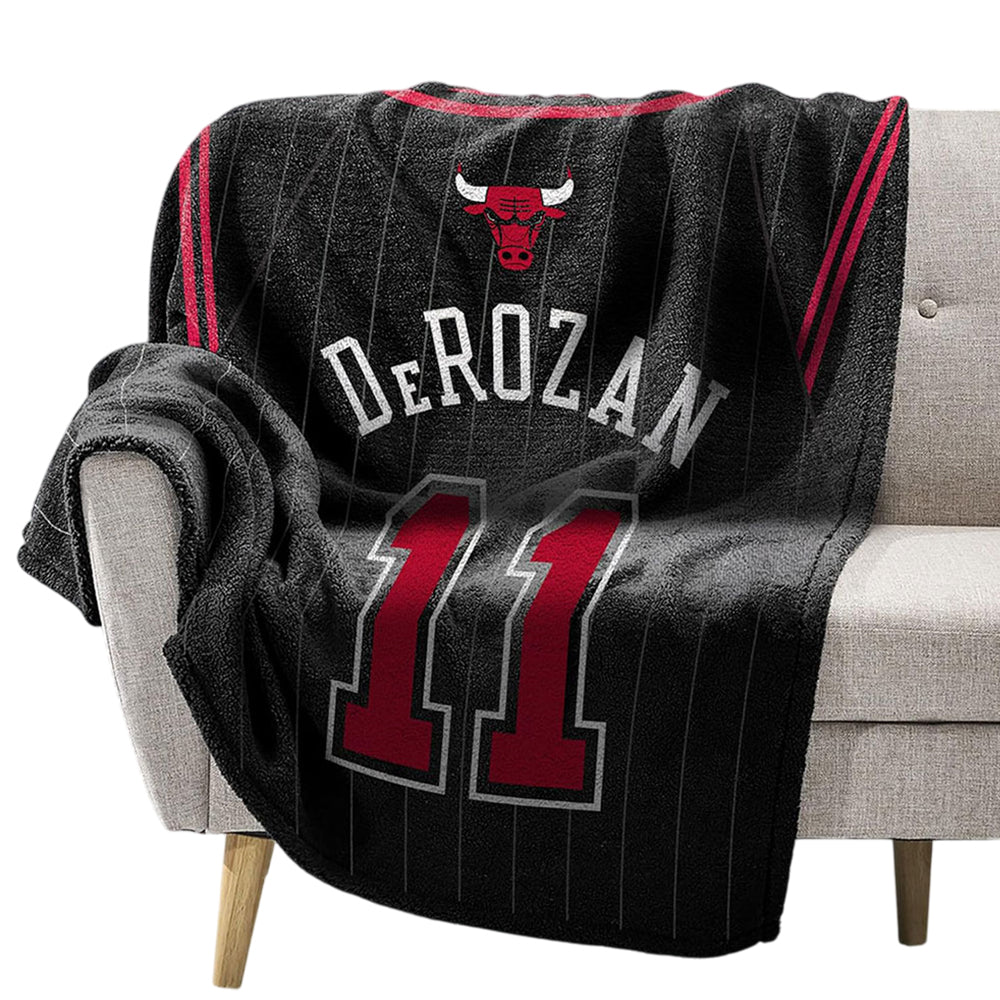 Black-Red-White - Back - Chicago Bulls De Rozan Blanket
