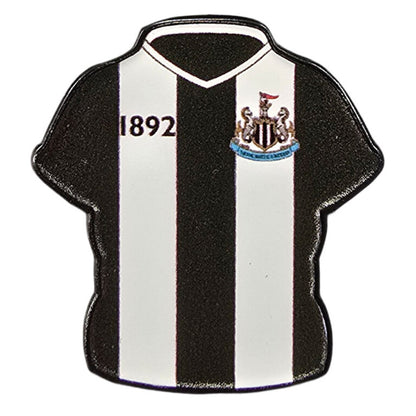 Black-White - Back - Newcastle United FC Home Kit Keyring And Badge Set