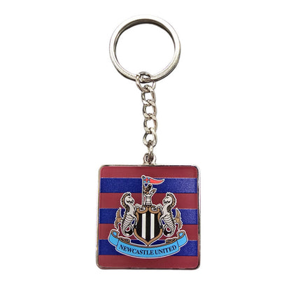 Red-Navy - Front - Newcastle United FC 1995-95 away Keyring And Badge Set