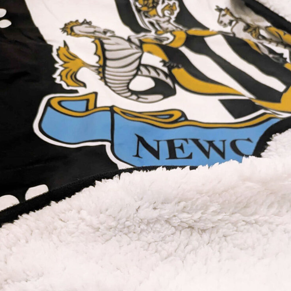Black-White - Side - Newcastle United FC Dog Blanket