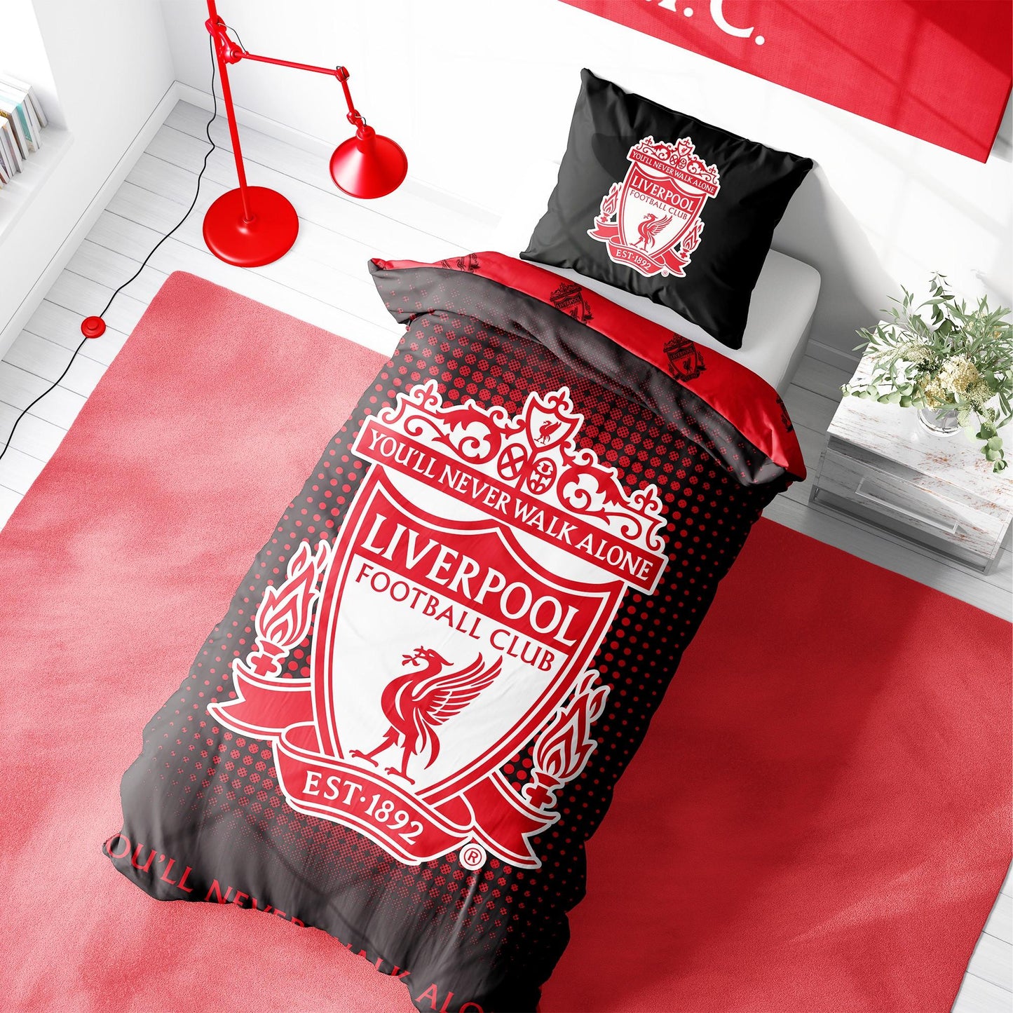 Red - Front - Liverpool FC Reversible Duvet Set