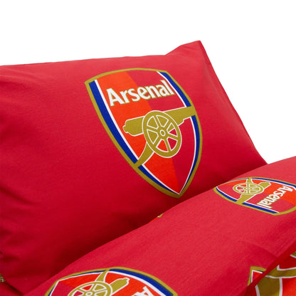 Red - Pack Shot - Arsenal FC Crest Reversible Duvet Set