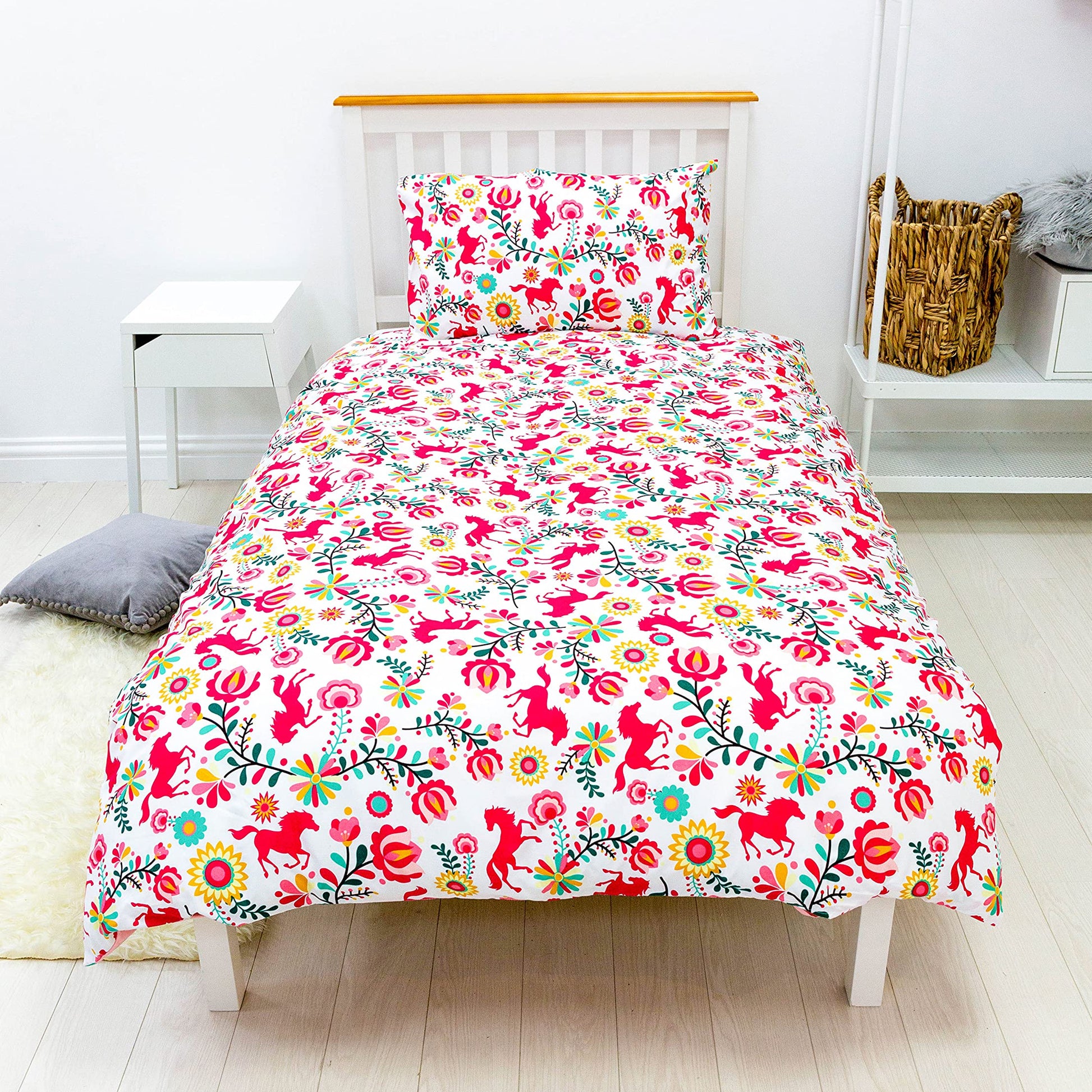 Pink-Multicoloured - Lifestyle - Spirit Fiesta Reversible Duvet Set