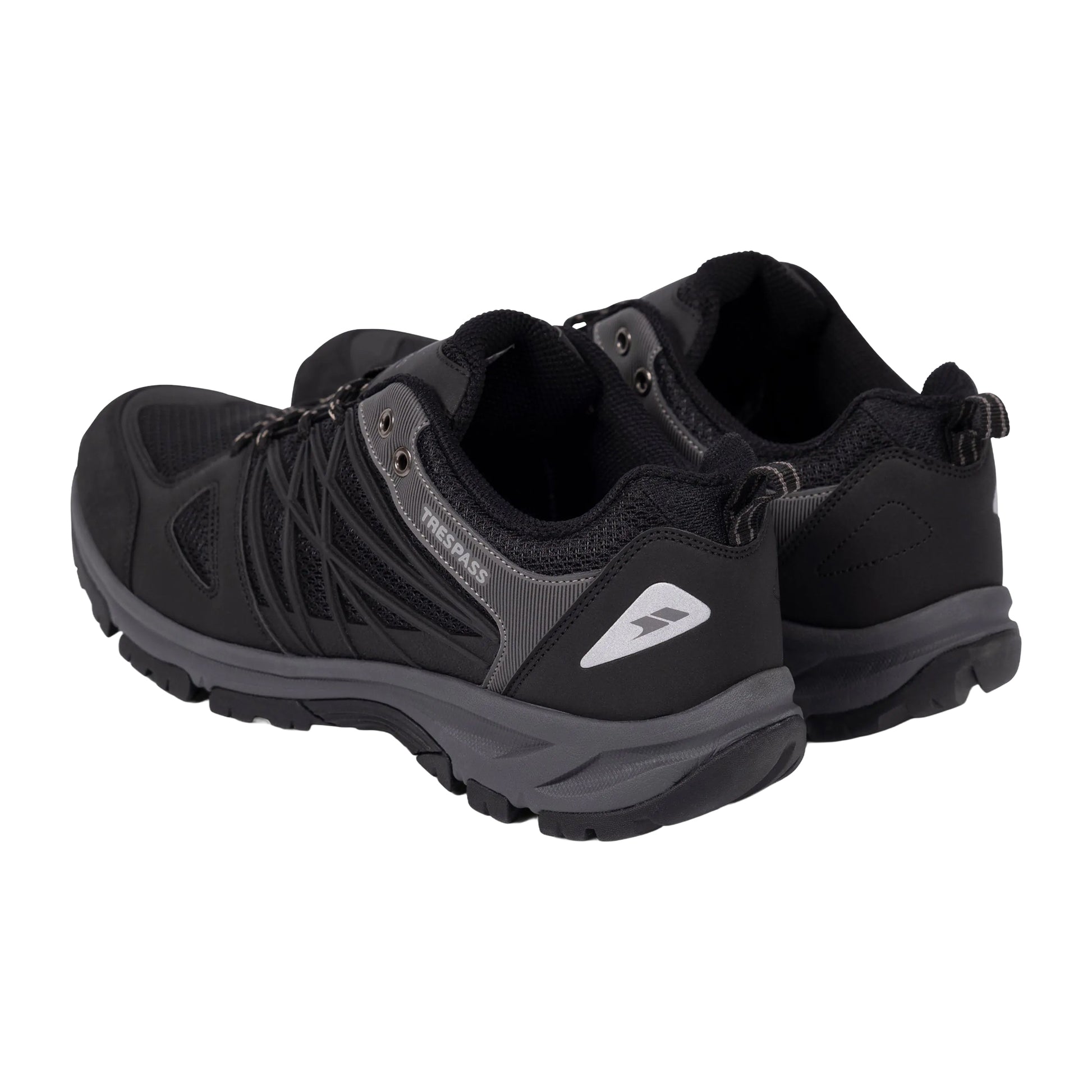 Black-Black - Close up - Trespass Mens Fisk Trainers
