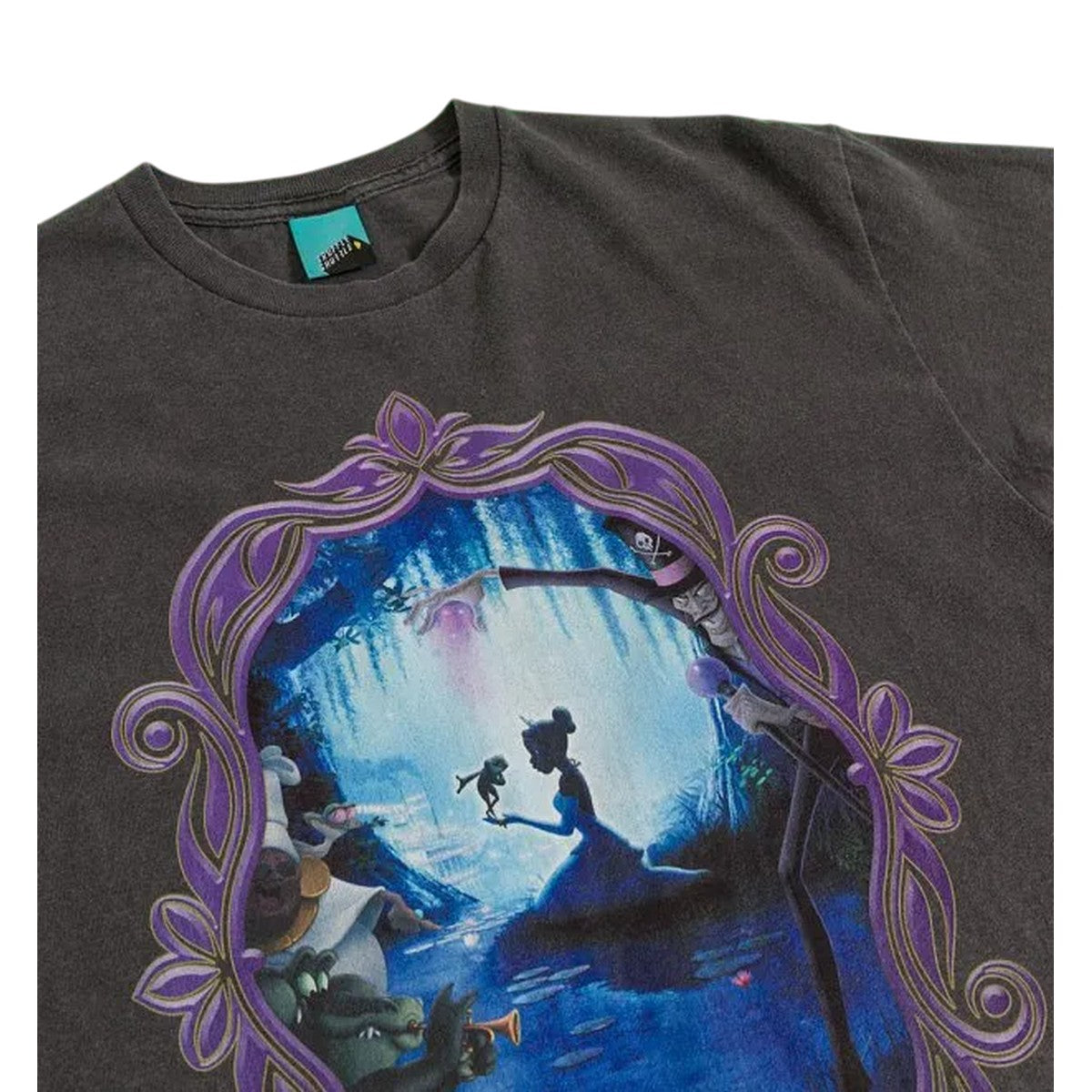 Charcoal - Lifestyle - The Princess and the Frog Unisex Adult Vintage Wash T-Shirt