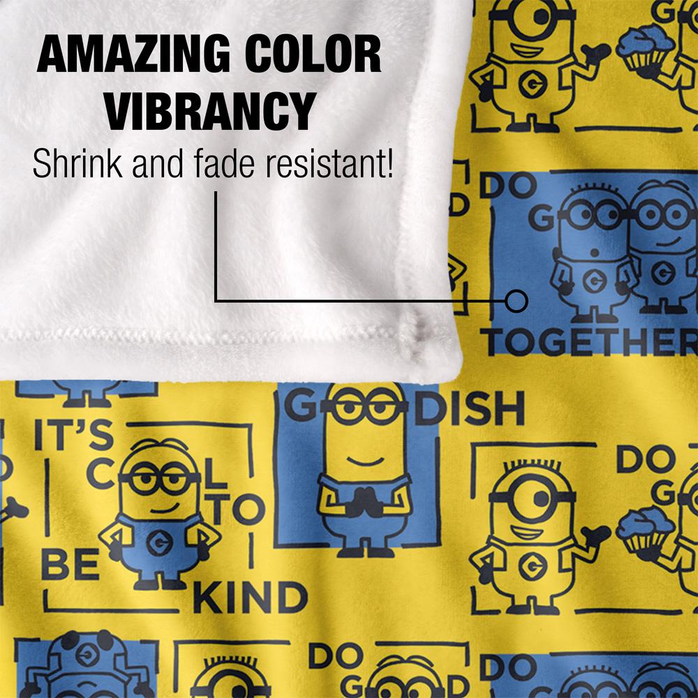 White - Lifestyle - Minions Positivity Squares Blanket