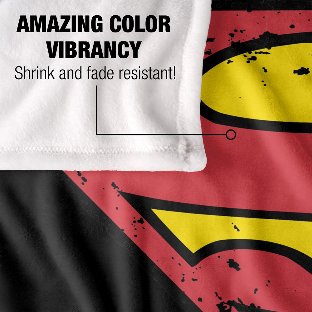 Multicoloured - Lifestyle - Superman Logo Blanket