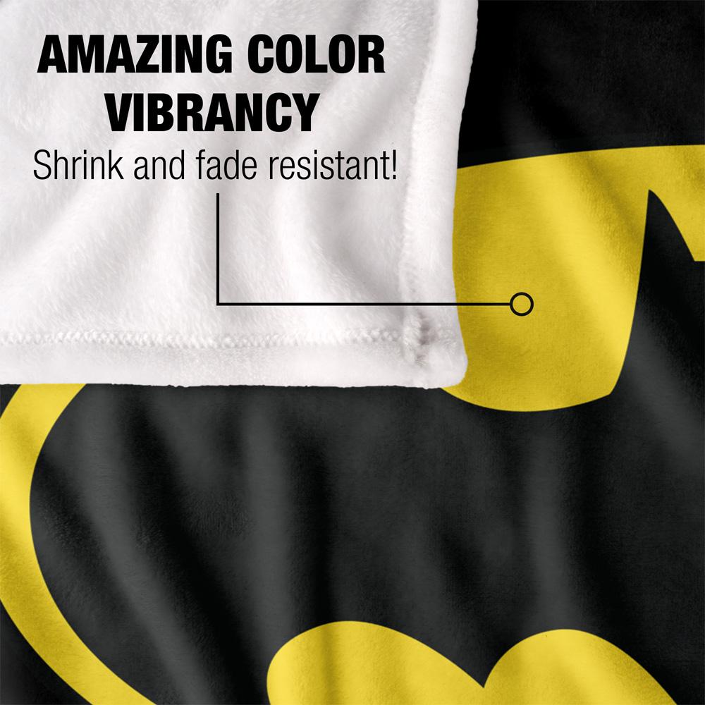 Multicoloured - Lifestyle - Batman Logo Blanket