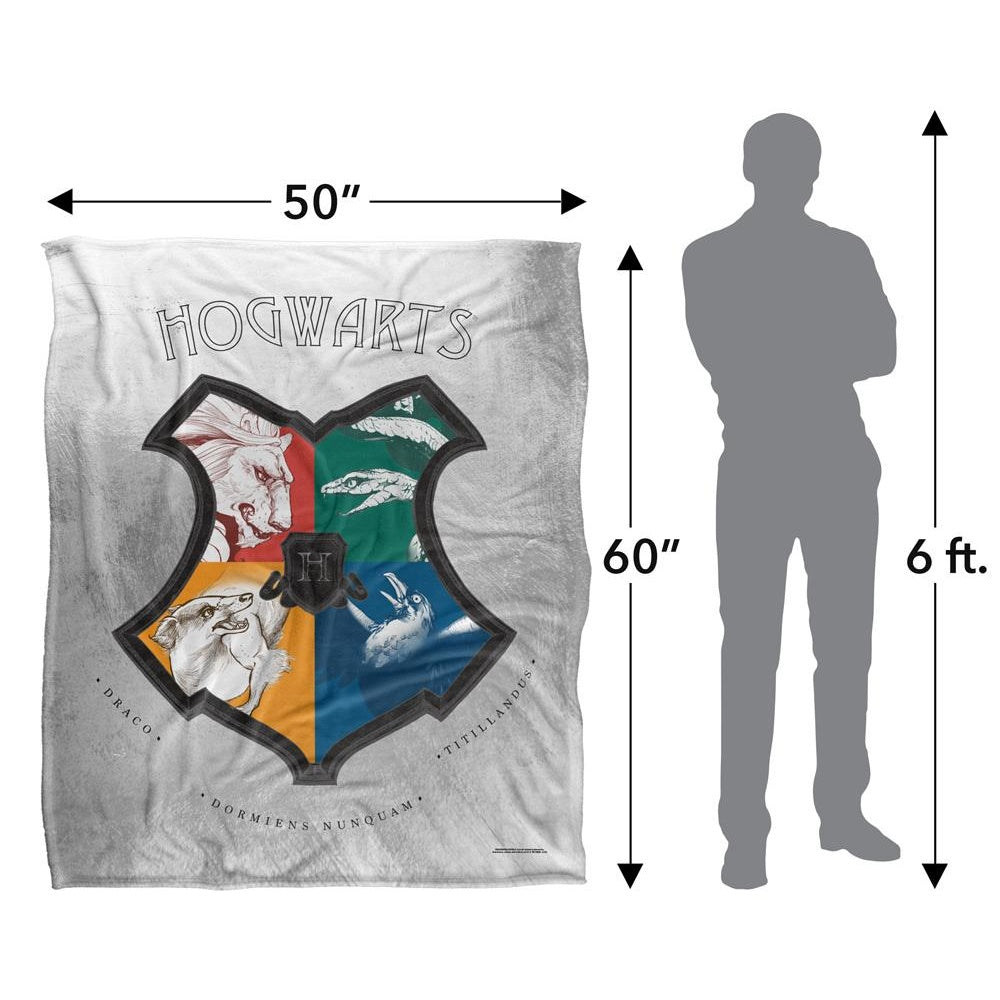 Multicoloured - Pack Shot - Harry Potter Hogwarts Crest Blanket