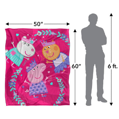 White - Pack Shot - Peppa Pig Peppa, Suzy, Candy Friends Blanket