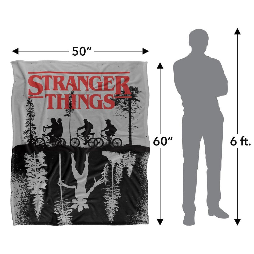 Multicoloured - Pack Shot - Stranger Things Upside Down Blanket