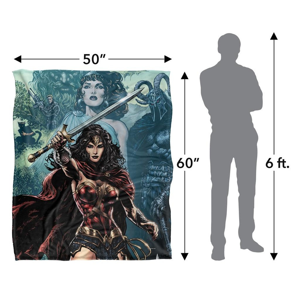 Multicoloured - Pack Shot - Wonder Woman Sword In Hand Blanket
