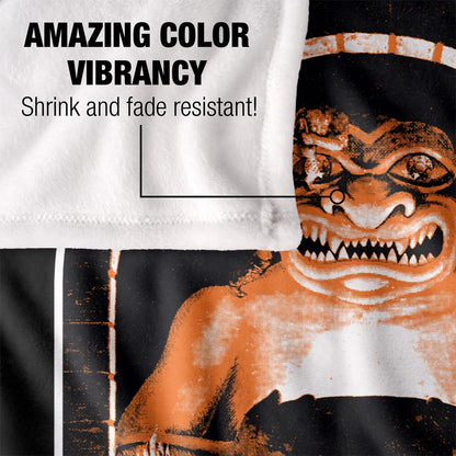 White - Lifestyle - Dungeons & Dragons First Edition Player´s Handbook Cover Blanket