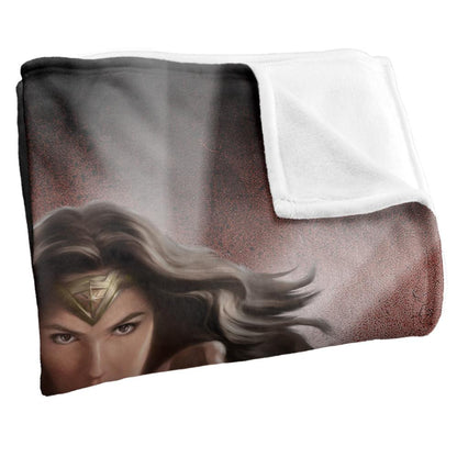 Multicoloured - Back - Wonder Woman Pose Blanket