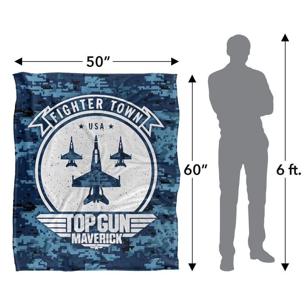 Multicoloured - Pack Shot - Top Gun: Maverick Fighter Town USA Blanket