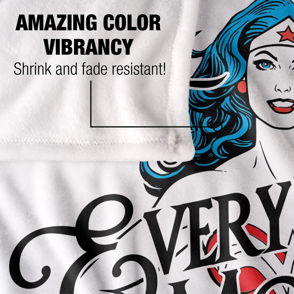 Multicoloured - Lifestyle - Justice League Every Mom Is Wonder Woman Blanket