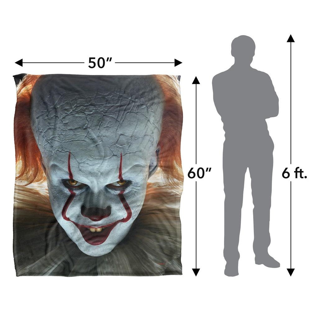 Multicoloured - Pack Shot - It Pennywise Blanket
