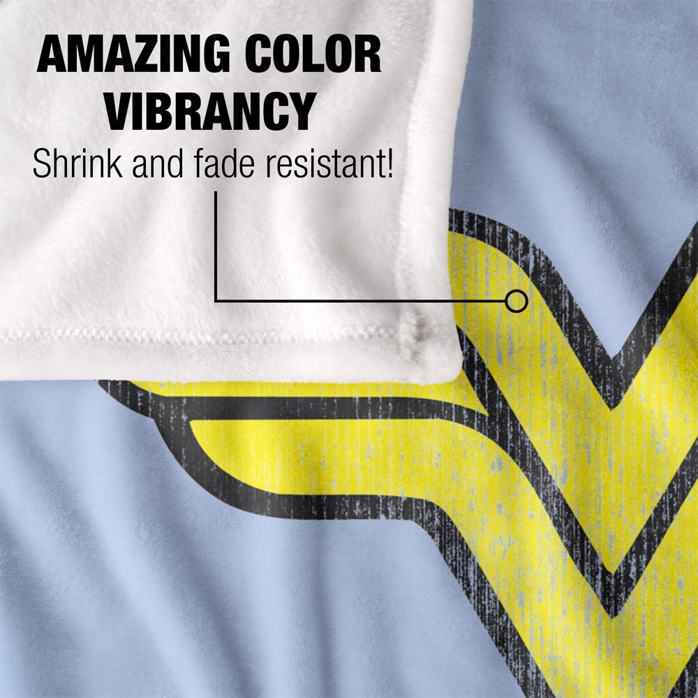 Multicoloured - Lifestyle - Wonder Woman Logo Blanket