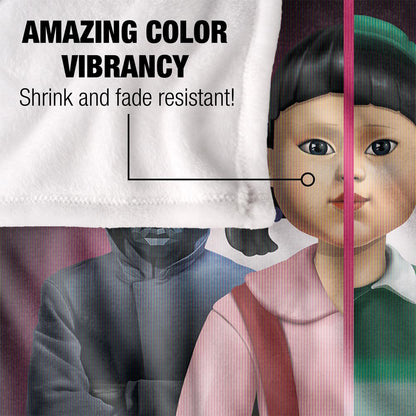 Multicoloured - Lifestyle - Squid Game 3 Silky Poster Supersoft Blanket