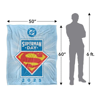 Blue-Red - Lifestyle - Superman Superman Day 2025 Silky Logo Supersoft Blanket