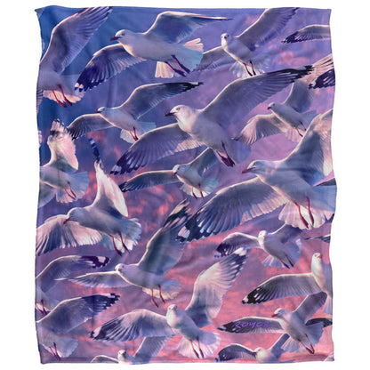 Multicoloured - Front - Royce McClure Evening Seagulls Silky Supersoft Blanket