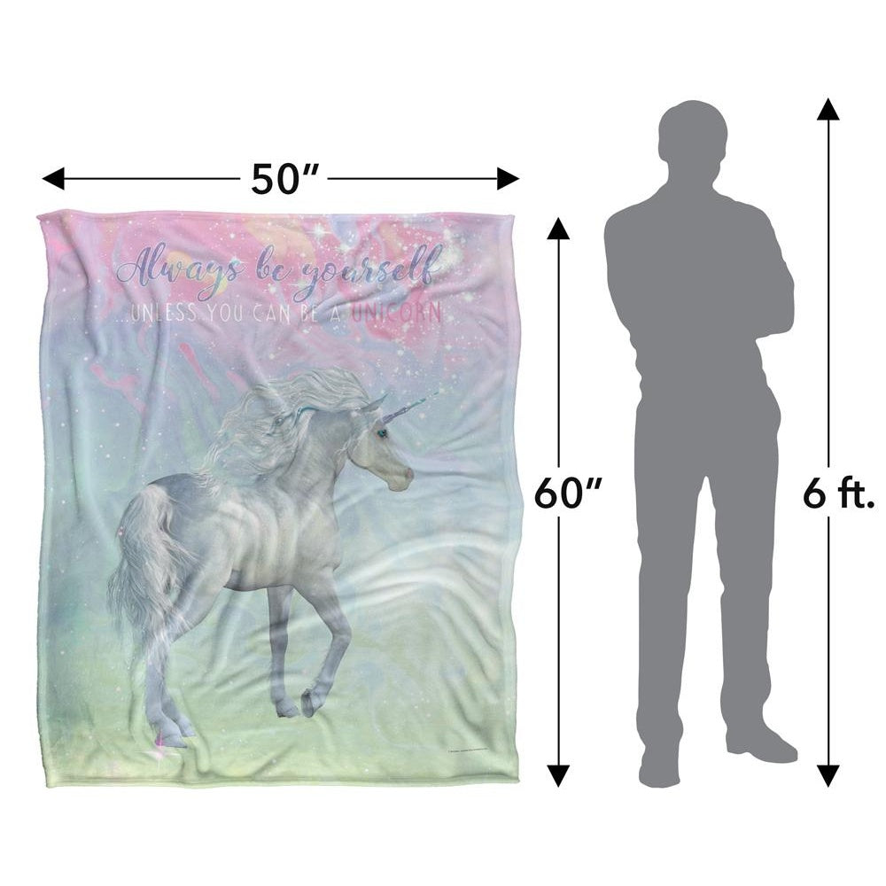 Multicoloured - Pack Shot - Reinders Be A Unicorn Silky Supersoft Blanket
