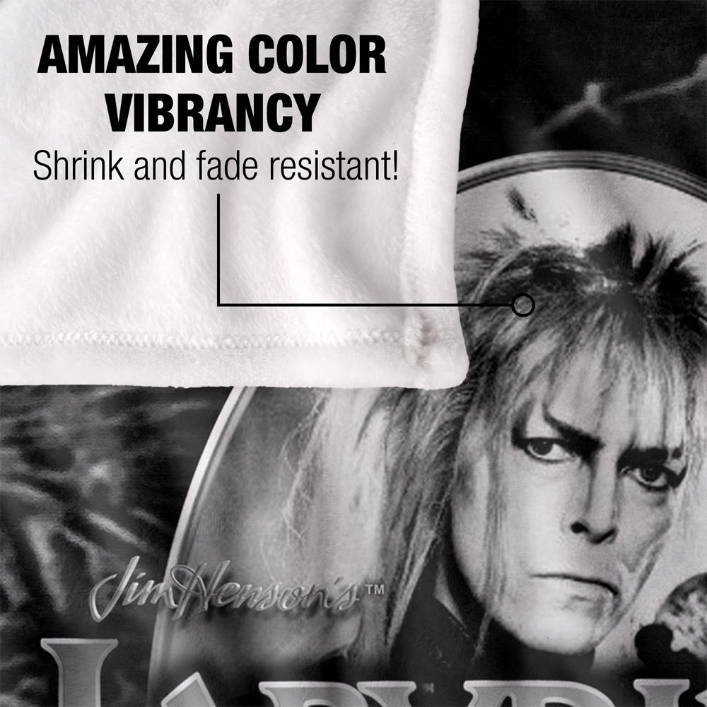 Black-Silver - Lifestyle - Labyrinth Maze Silky Portrait Supersoft Blanket