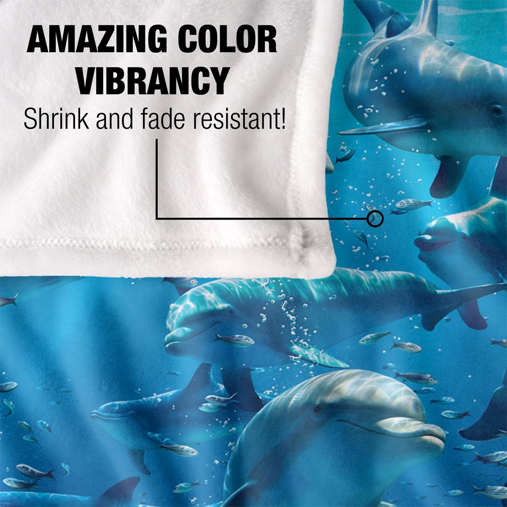 Multicoloured - Lifestyle - Royce McClure Silky Dolphin Waves Supersoft Blanket
